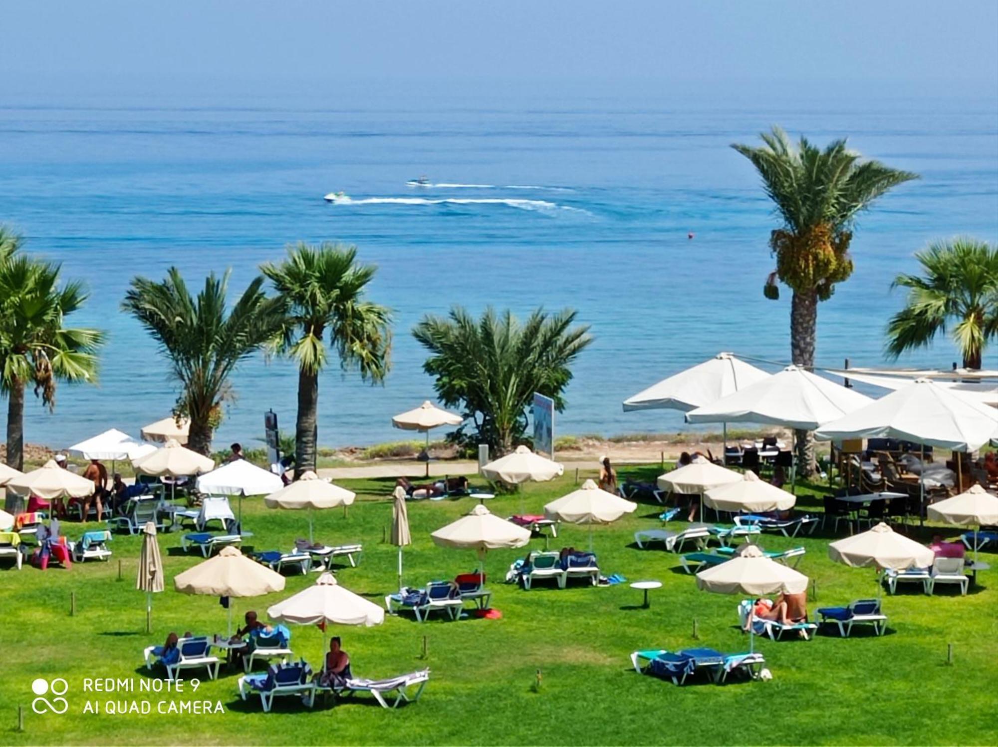 Polyxenia Isaak Luxury Villas And Apartments Protaras Exterior foto