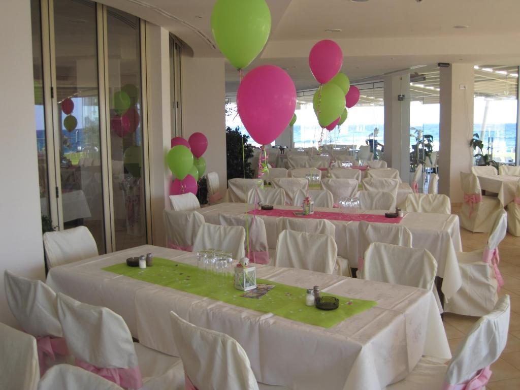 Polyxenia Isaak Luxury Villas And Apartments Protaras Exterior foto